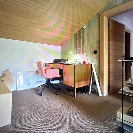 Pettneu Chalet For Big Groups